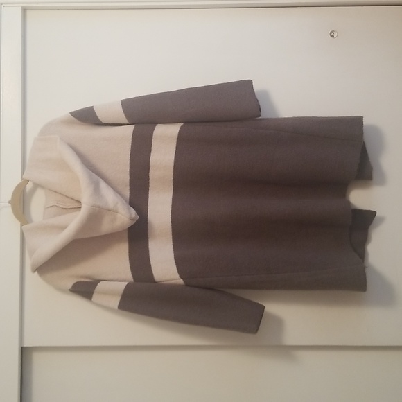 Dress Forum Long Sweater Cardigan with Hood - Picture 6 of 8